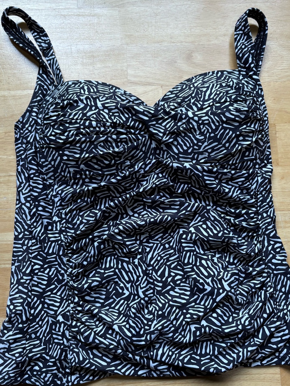 Black & White Patterned Ruched Tankini Top
